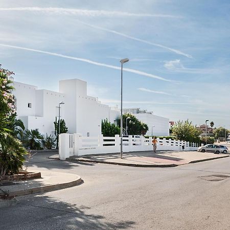Duplex Tejar D Piscinas Y Familias Apartment โกนิล เด ลาฟรอนเตรา ภายนอก รูปภาพ