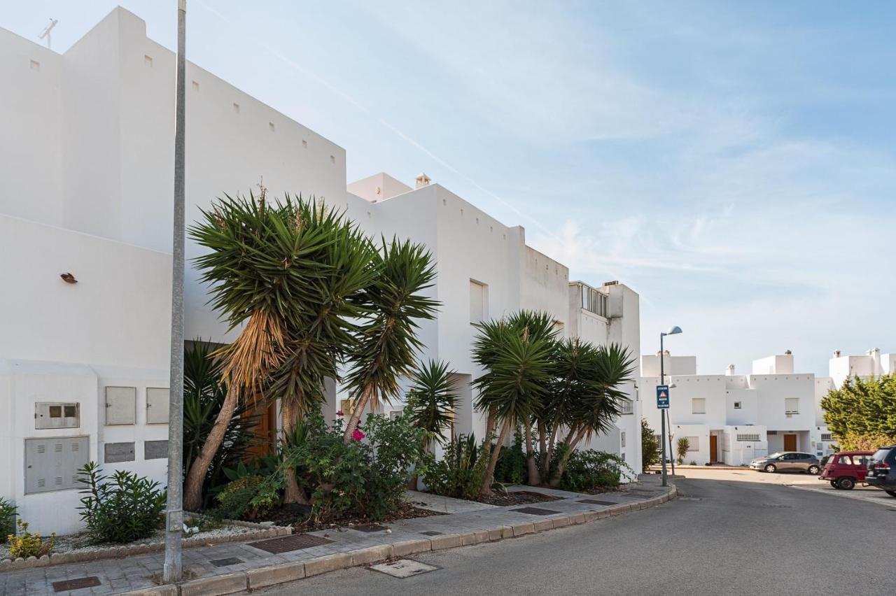 Duplex Tejar D Piscinas Y Familias Apartment โกนิล เด ลาฟรอนเตรา ภายนอก รูปภาพ