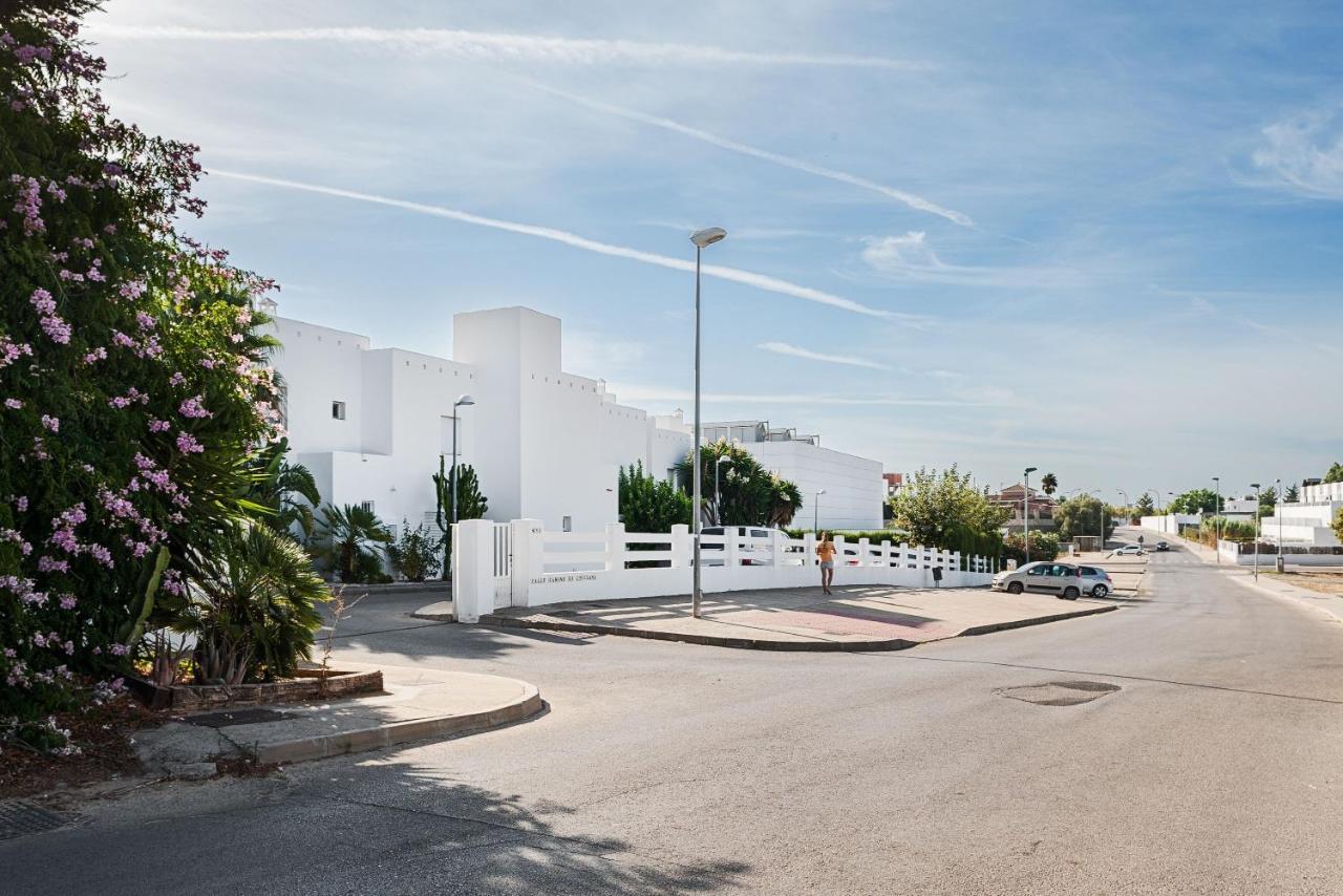 Duplex Tejar D Piscinas Y Familias Apartment โกนิล เด ลาฟรอนเตรา ภายนอก รูปภาพ